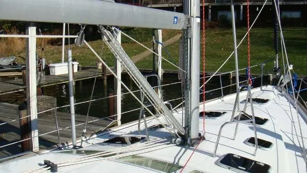 Slide: The Image of Beneteau USA 473 2003 - 3