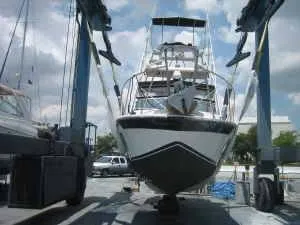 Slide: The Image of Vessel Marine 30 Sportfisherman 1986 - 6