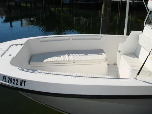Slide: The Image of Angler 220 VFX Center Console 2009 - 2