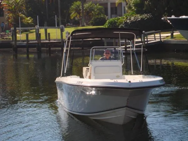 Slide: The Image of Angler 220 VFX Center Console 2009 - 8