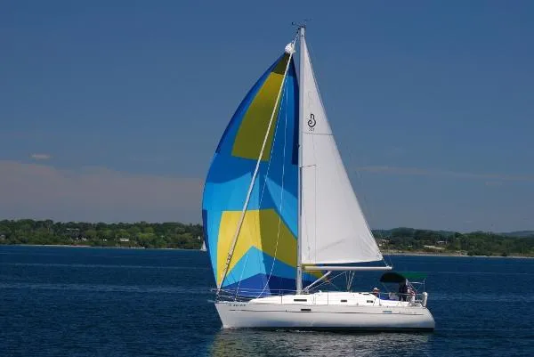 Slide: The Image of Beneteau Oceanis 331 2000 - 0
