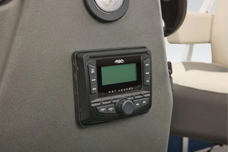 Slide: The Image of Sun Tracker Bass Buggy 18 DLX 2026 - 48