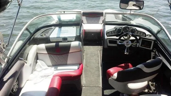 Slide: The Image of Mastercraft X-2 2012 - 6