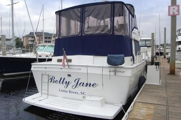 Slide: The Image of Mainship 430 Aft Cabin Trawler 2005 - 1