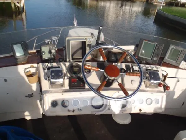 Slide: The Image of Egg Harbor 30 Sportfish 1973 - 11