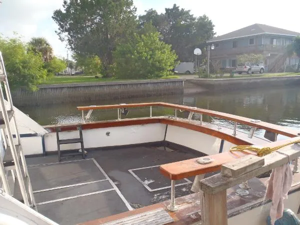 Slide: The Image of Egg Harbor 30 Sportfish 1973 - 3