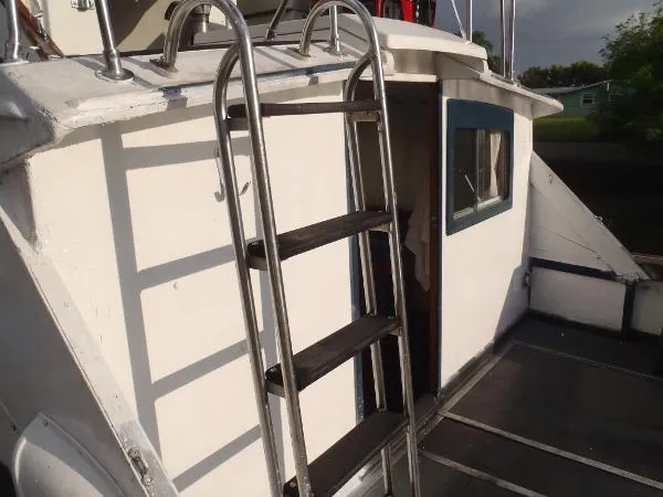 Slide: The Image of Egg Harbor 30 Sportfish 1973 - 5