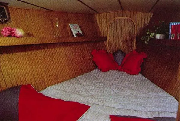 Slide: The Image of Pan Oceanic 38 1986 - 11