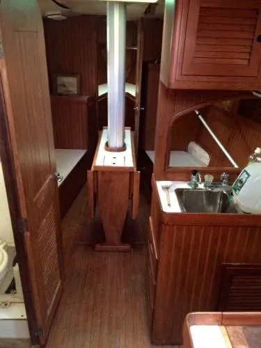 Slide: The Image of Pan Oceanic 38 1986 - 8