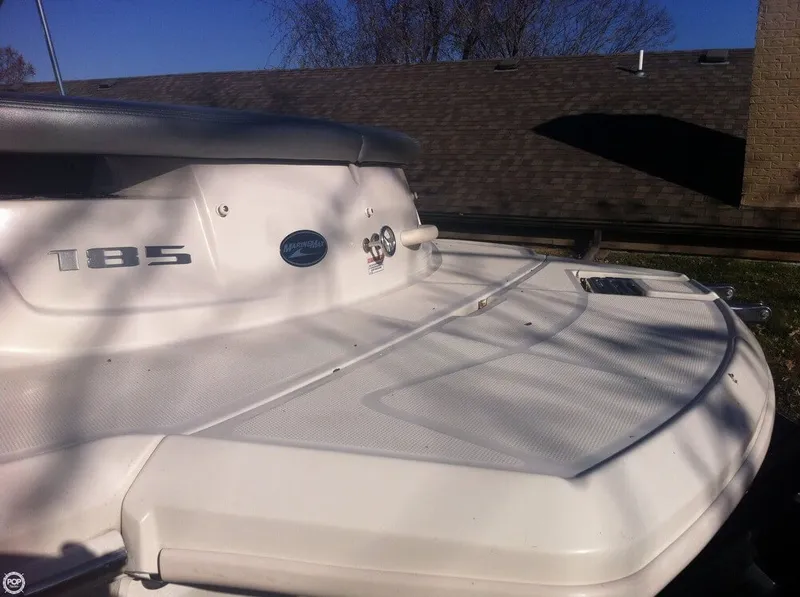 Slide: The Image of Sea Ray 185 Sport 2008 - 9