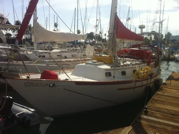 Slide: The Image of Pacific Seacraft Crealock 34 1989 - 3