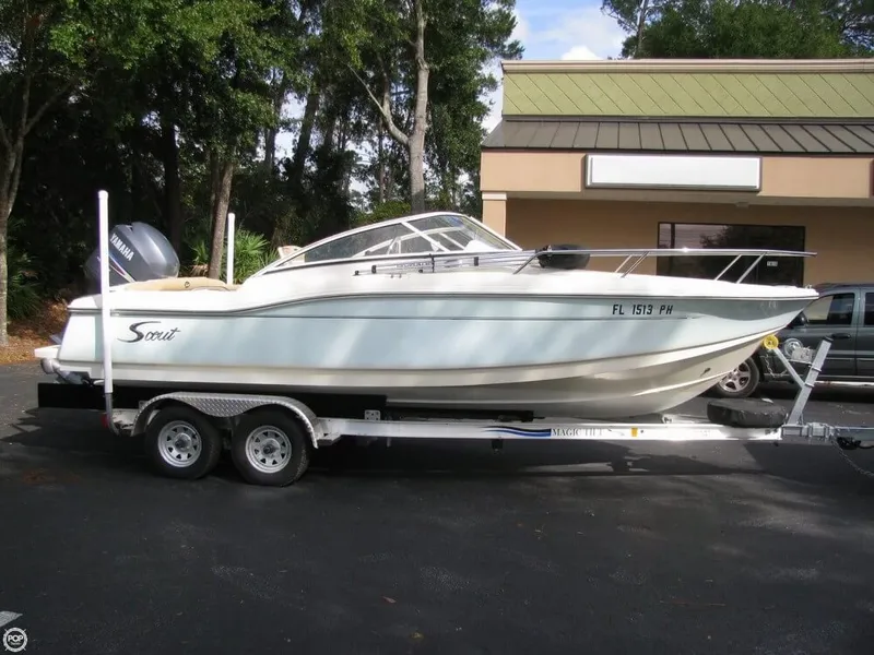 Slide: The Image of Scout 210 Dorado 2011 - 8