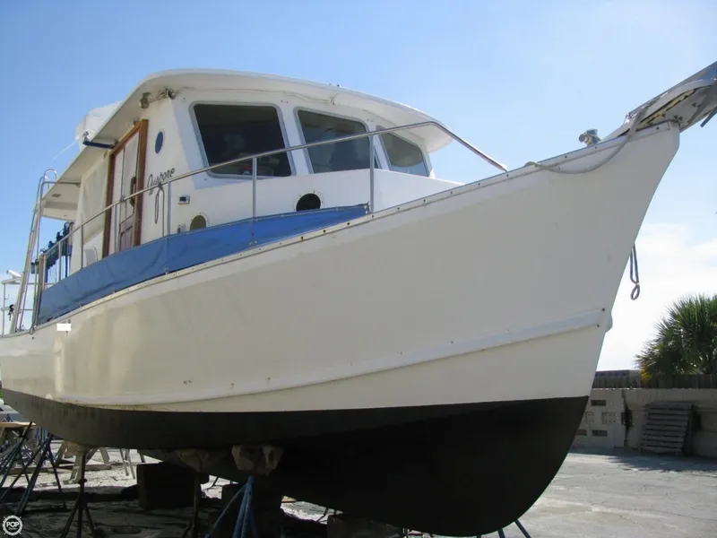 Slide: The Image of Thompson Offshore 34 Trawler 1977 - 2