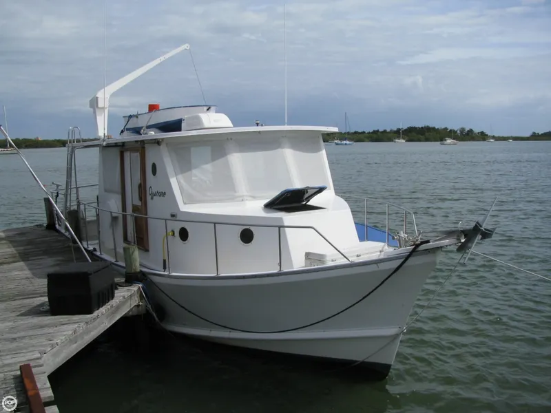 Slide: The Image of Thompson Offshore 34 Trawler 1977 - 3