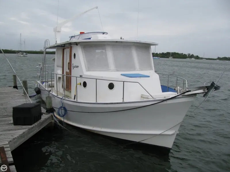 Slide: The Image of Thompson Offshore 34 Trawler 1977 - 4