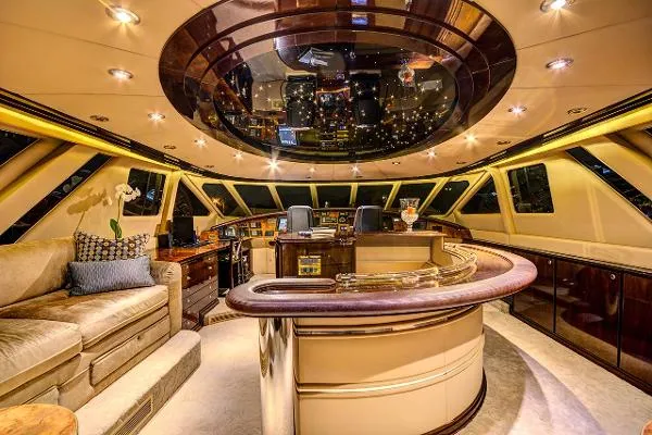 Slide: The Image of Norship Flybridge Motor Yacht 1994 - 6