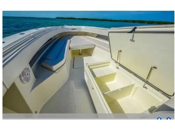Slide: The Image of Hydra-Sports 42 SF 2013 - 4