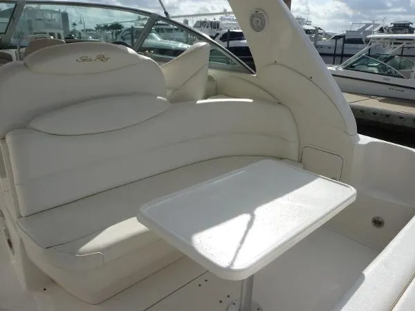 Slide: The Image of Sea Ray 34 SunDancer 2002 - 5