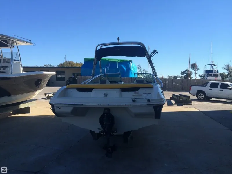 Slide: The Image of Sea Ray 205 Sport 2007 - 6