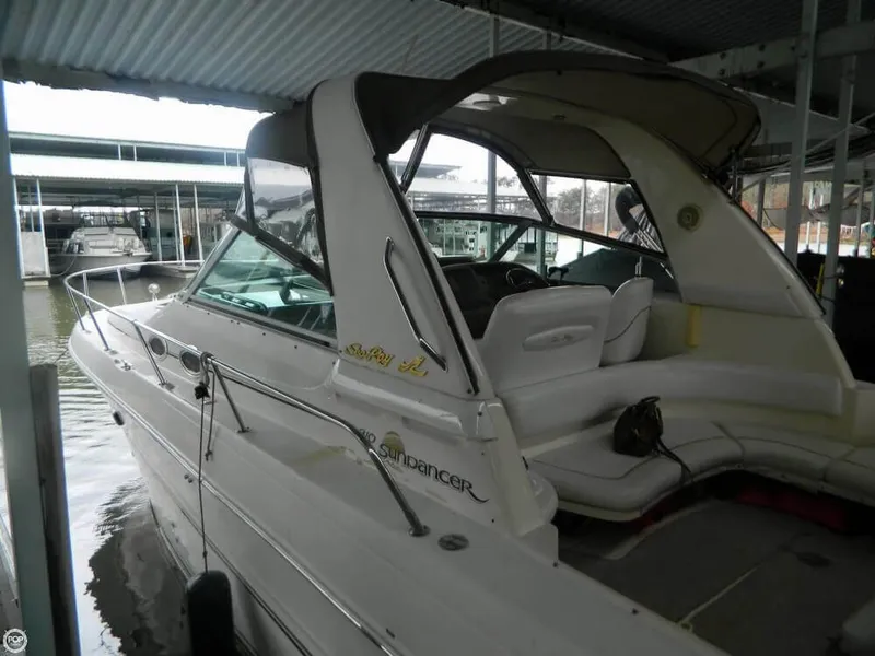 Slide: The Image of Sea Ray 310 Sundancer 1998 - 10