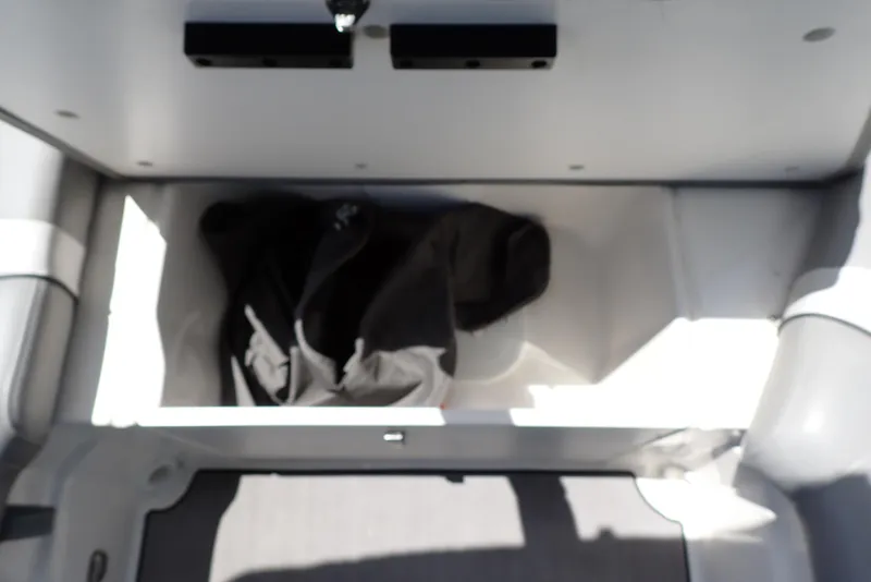 Slide: The Image of NauticStar 223 DC 2021 - 56