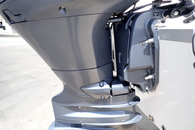 Slide: The Image of NauticStar 223 DC 2021 - 66