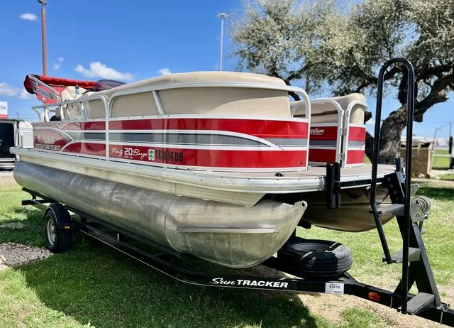 Slide: The Image of Sun Tracker Party Barge 20DLX 2015 - 3