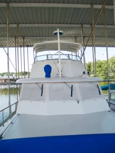 Slide: The Image of Hatteras Yachtfish 1975 - 4