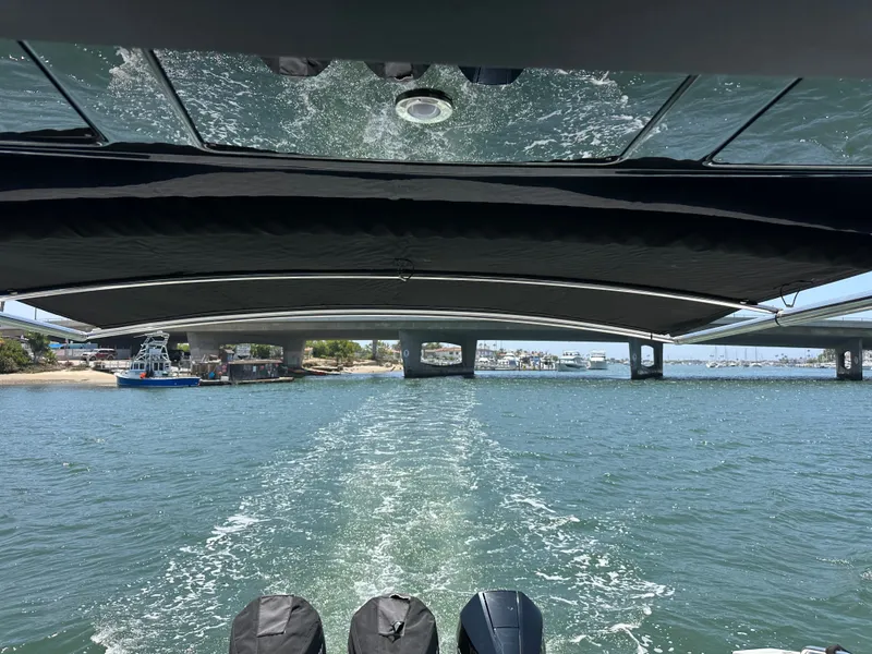 Slide: The Image of Cruisers 38 GLS 2021 - 19