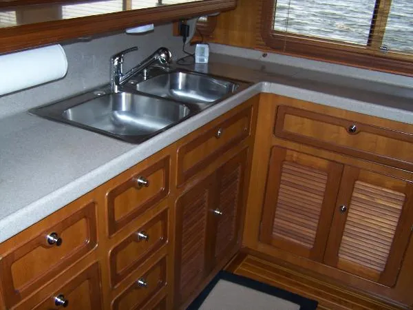 Slide: The Image of Selene 53 Motor Yacht 2006 - 10