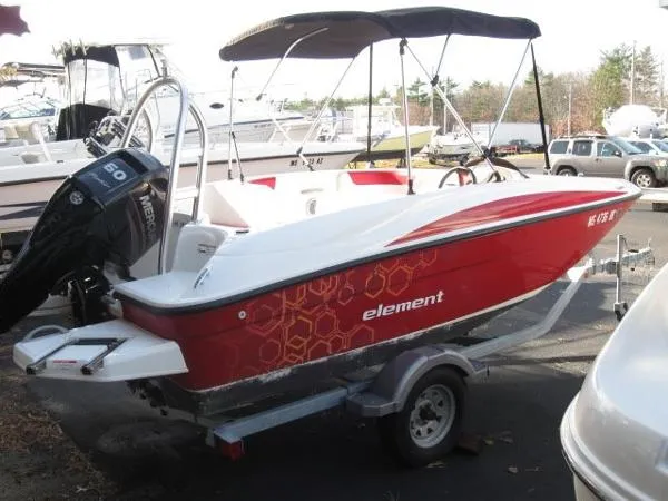 Slide: The Image of Bayliner Element 2013 - 1