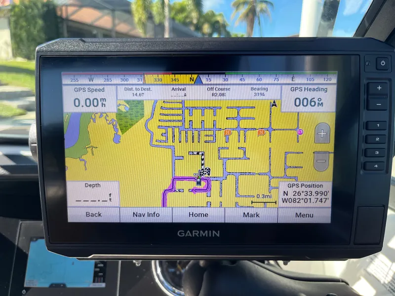 Slide: The Image of Sea Ray 19 SPX OB 2021 - 16