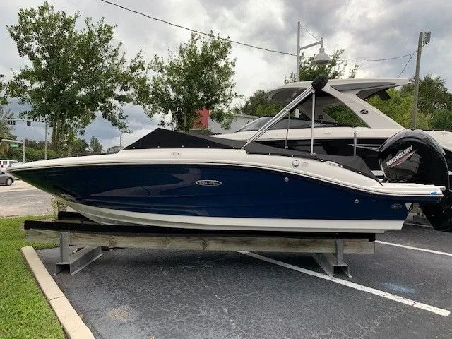 Slide: The Image of Sea Ray 19 SPX OB 2021 - 2