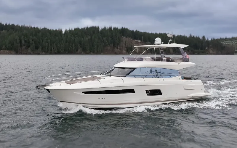 Slide: The Image of Prestige 560 2017 - 64