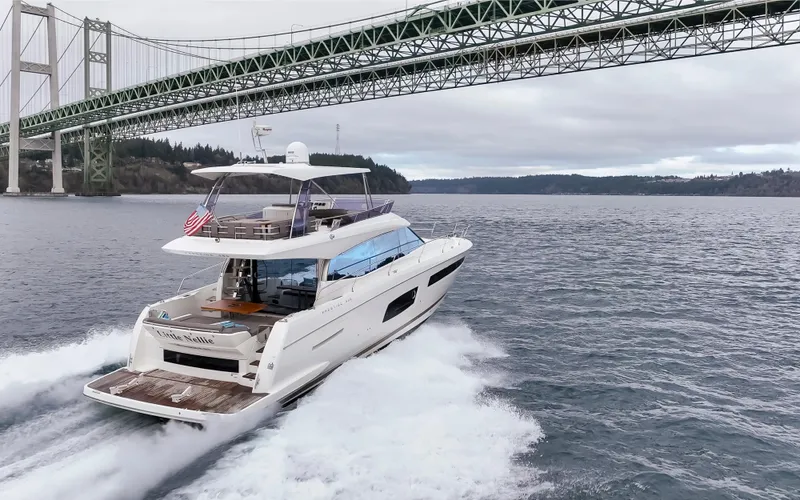 Slide: The Image of Prestige 560 2017 - 72