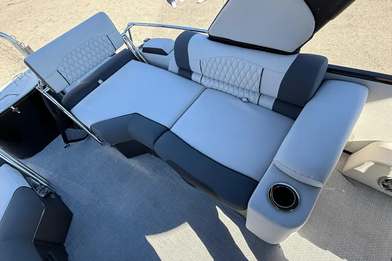 Slide: The Image of Luxurious seating on 2026 Avalon 2385 Catalina Quad Lounger, featuring tri-toon high performance design. - 20