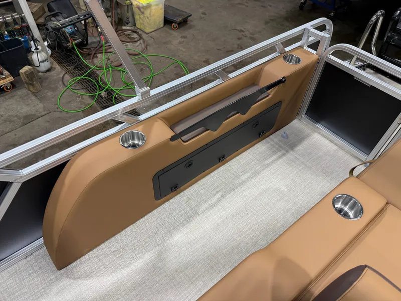 Slide: The Image of Tahoe LTZ 2385 Swingback (VRL) & Honda 4-Stroke EFI 2026 - 25