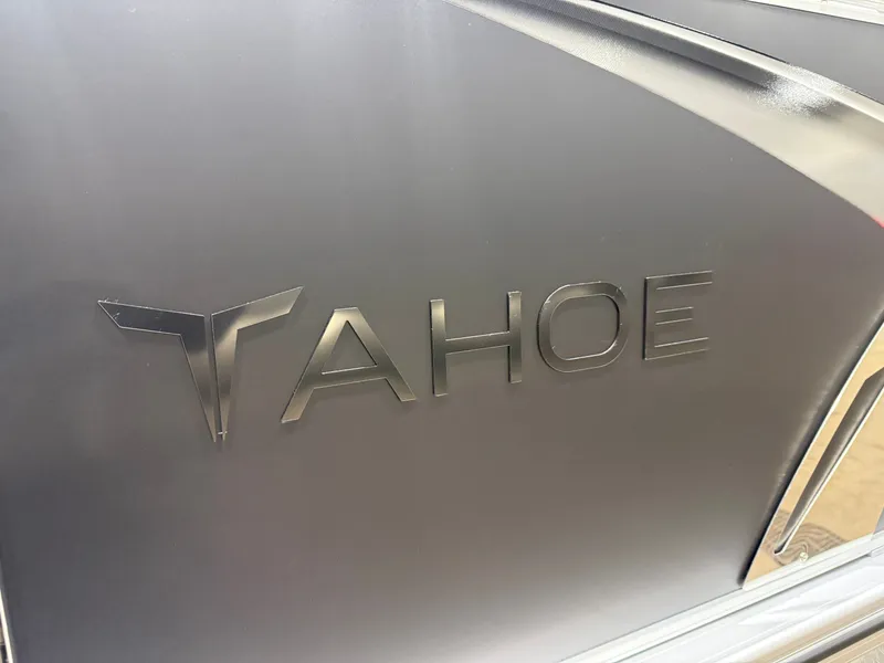 Slide: The Image of Tahoe LTZ VRL 2385 Swingback & 4-Stroke 2026 - 39