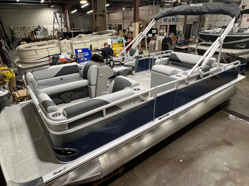 The Image of Tahoe Sport 2180 Swingback (VRB) & Honda 4-Stroke EFI 2026 - 1