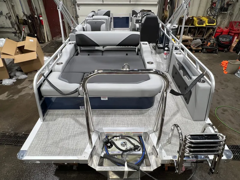 Slide: The Image of Tahoe Sport VRB 2180 Swingback & 4-Stroke $31995 2026 - 26