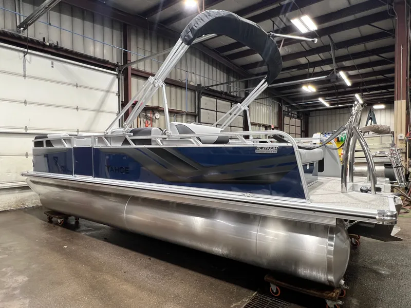 Slide: The Image of Tahoe Sport VRB 2180 Swingback & 4-Stroke $31995 2026 - 32