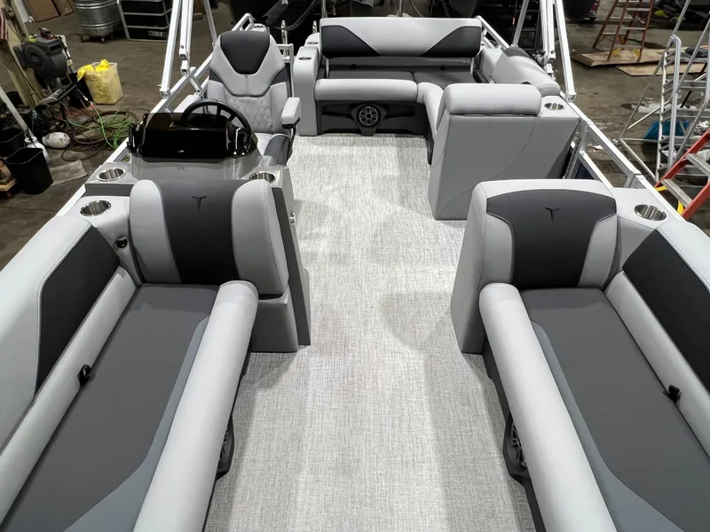 Slide: The Image of Tahoe Sport VRB 2180 Swingback & 4-Stroke $31995 2026 - 5