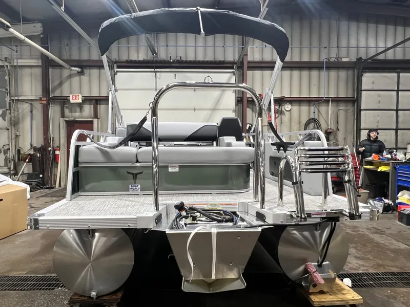 Slide: The Image of Tahoe Sport 2180 Swingback (VRB) & Honda 4-Stroke EFI 2026 - 29