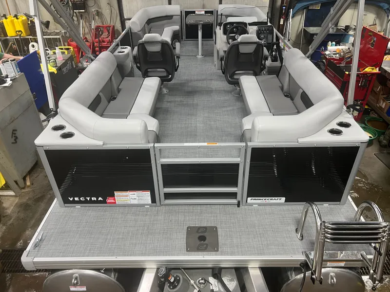 Slide: The Image of Princecraft Vectra 21 Quad Lounge Pontoon & Mercury 4-Stroke EFI 2026 - 20