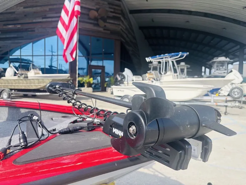 Slide: The Image of Tracker Pro Team 175 Crappie Edition 2025 - 12