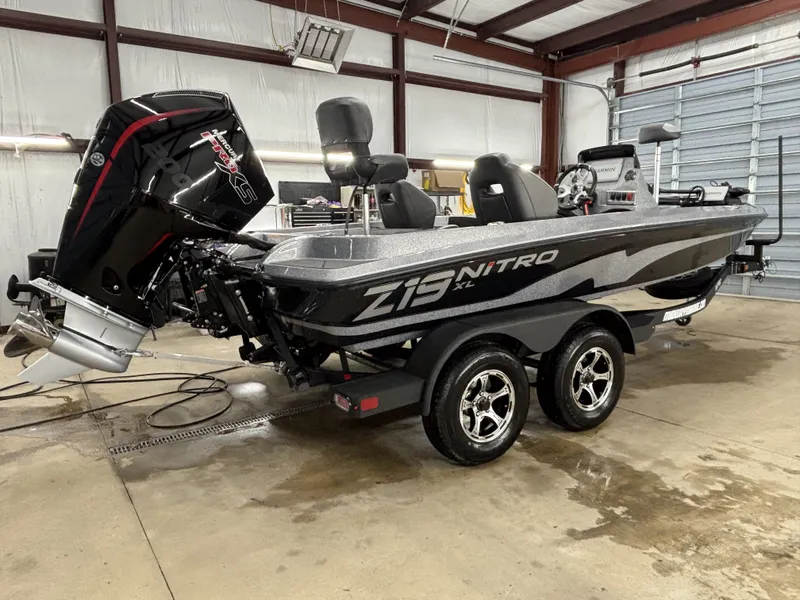 Slide: The Image of Nitro Z Series Z19 Pro XL 2026 - 3