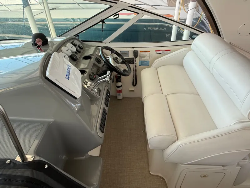 Slide: The Image of Cruisers Yachts 340 2005 - 14