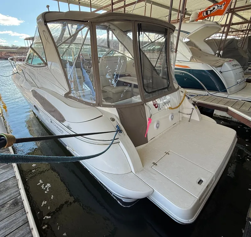 Slide: The Image of Cruisers Yachts 340 2005 - 6