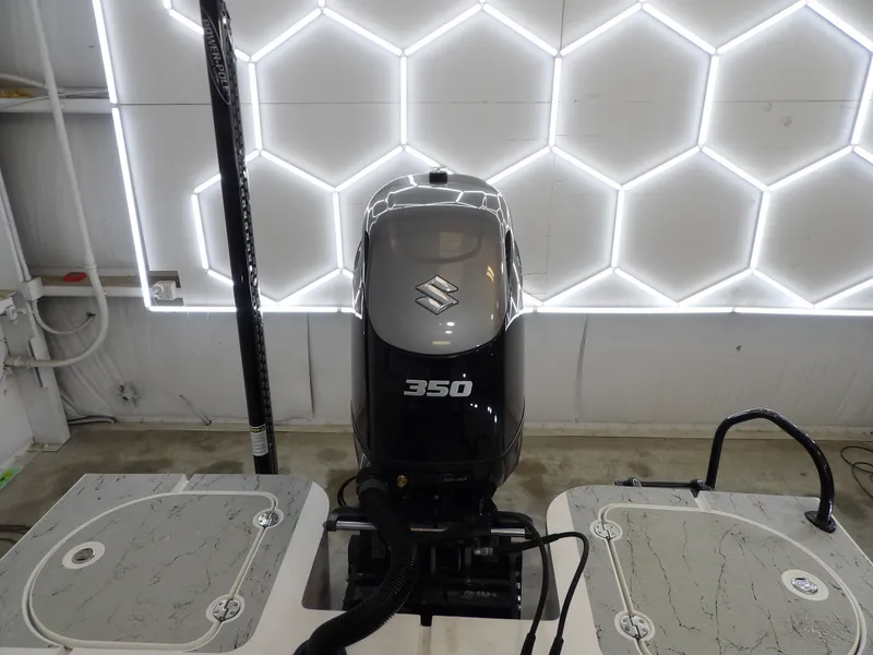 Slide: The Image of Fat Cat HV26 AMBUSH 2020 - 27