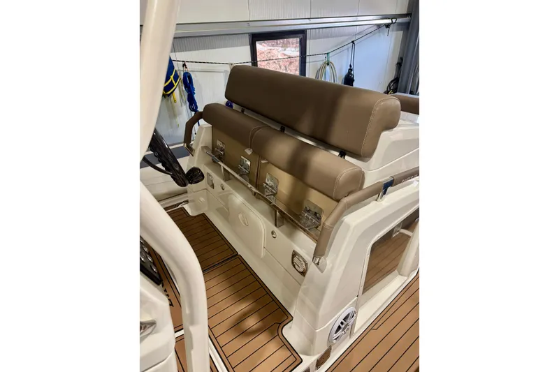 Slide: The Image of Helm with seats up - 5